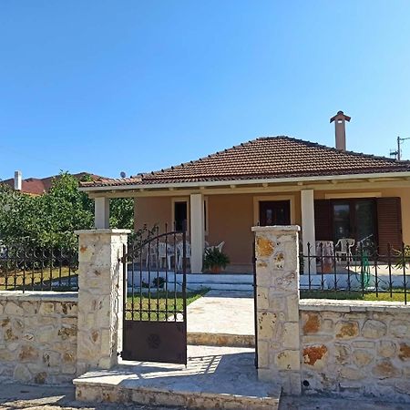*Villa Pap-Live The Greek Hospitality In A Village* Nea Sampsounta Eksteriør billede
