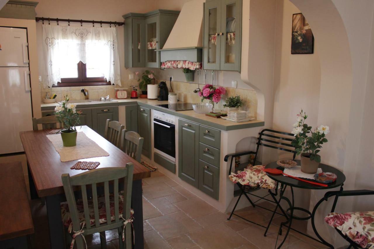 *Villa Pap-Live The Greek Hospitality In A Village* Nea Sampsounta Eksteriør billede