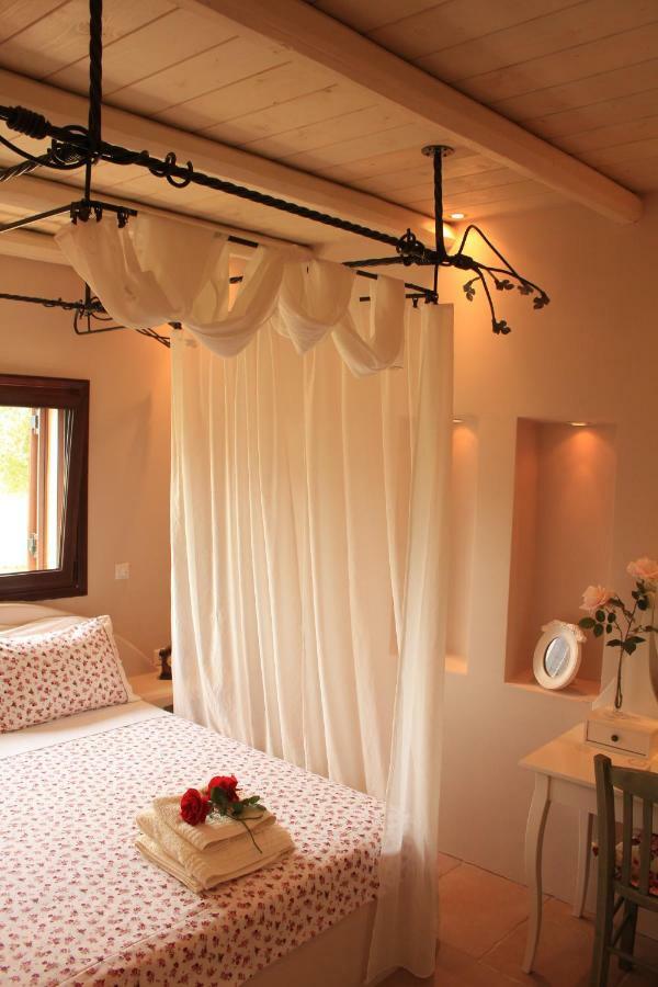 *Villa Pap-Live The Greek Hospitality In A Village* Nea Sampsounta Eksteriør billede