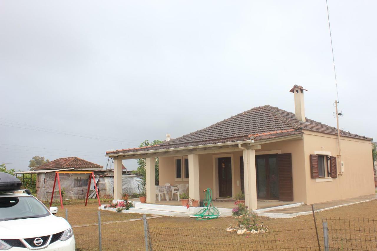 *Villa Pap-Live The Greek Hospitality In A Village* Nea Sampsounta Eksteriør billede